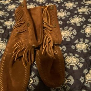 Minnetonka Leather High Top Slippers